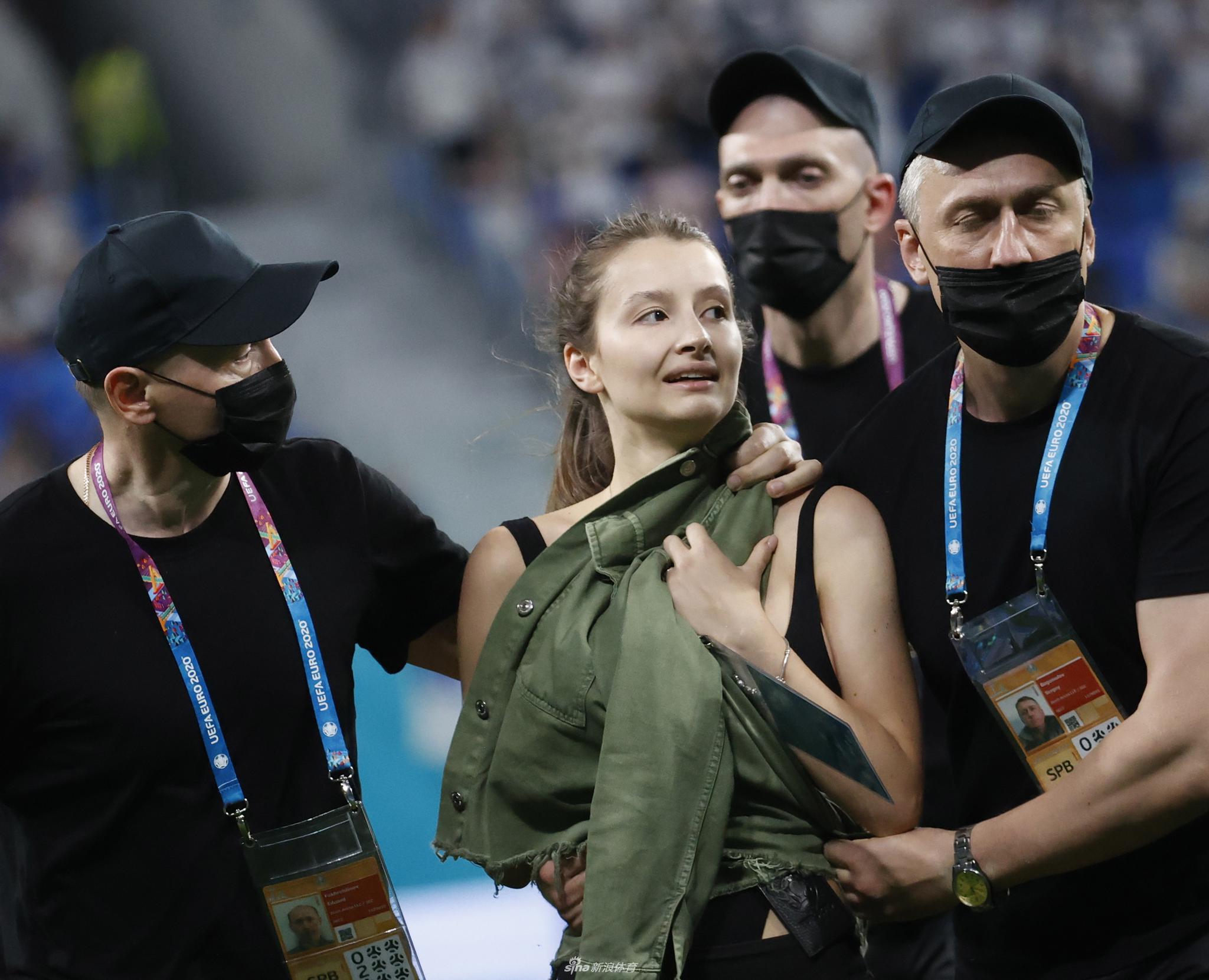 官方网站-北京首钢训练开放日；加时末段防线松动引欢呼；葡超在即；临场指挥获称赞的简单介绍-官方网站